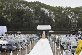 7-Voyage apostolique au Japon : Message sur les armes nucléaires 