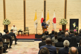 9-Apostolische Reise nach Japan: Begegnung mit den Vertretern der Regierung und dem Diplomatischen Korps 