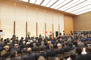 5-Viaggio Apostolico in Giappone: Incontro con le Autorit&#xe0; e il Corpo Diplomatico a Kantei 