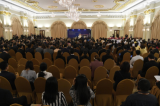8-Viaje apostólico a Tailandia: Encuentro con las autoridades, la sociedad civil y el Cuerpo Diplomático