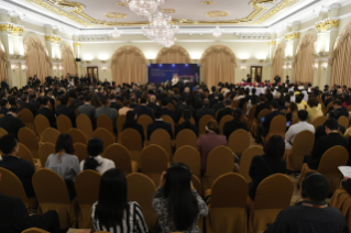 8-Viagem Apost&#xf3;lica &#xe0; Tail&#xe2;ndia: Encontro com as Autoridades, com a Sociedade Civil e o Corpo Diplom&#xe1;tico