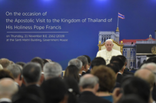 9-Voyage apostolique en Thaïlande : Rencontre avec les autorités, la société civile et le Corps diplomatique 