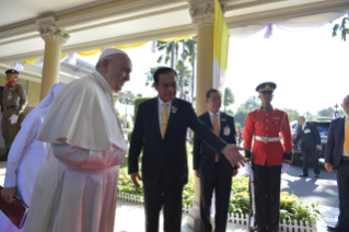 7-Viaje apostólico a Tailandia: Encuentro con las autoridades, la sociedad civil y el Cuerpo Diplomático