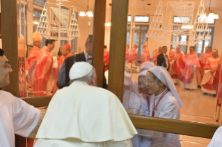 0-Apostolic Journey to Thailand: Holy Mass with Young People