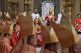 3-Voyage apostolique en Thaïlande : Messe avec les jeunes 