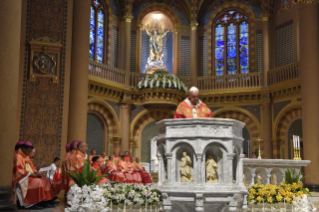 15-Apostolic Journey to Thailand: Holy Mass with Young People