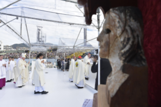 1-Viaje apostólico a Japón: Santa Misa