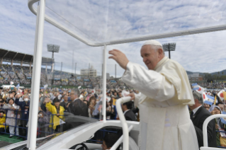 12-Apostolic Journey to Japan: Holy Mass