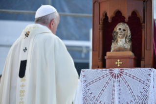 7-Apostolic Journey to Japan: Holy Mass