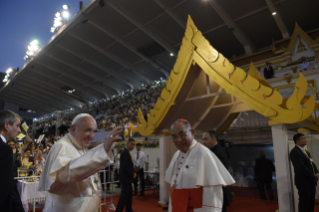 6-Viagem Apost&#xf3;lica &#xe0; Tail&#xe2;ndia: Santa Missa no Est&#xe1;dio Nacional 