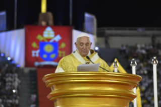 22-Viagem Apost&#xf3;lica &#xe0; Tail&#xe2;ndia: Santa Missa no Est&#xe1;dio Nacional 