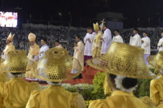 30-Voyage apostolique en Thaïlande: Messe