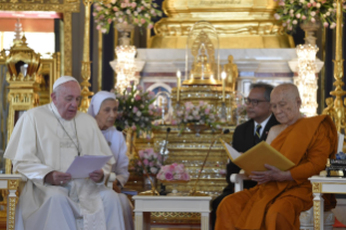 11-Viaje apostólico a Tailandia: Visita al Patriarca Supremo Budista