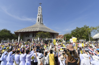 15-Viagem Apost&#xf3;lica &#xe0; Tail&#xe2;ndia: Encontro com os sacerdotes, Religiosos, Religiosas, Seminaristas e Catequistas 