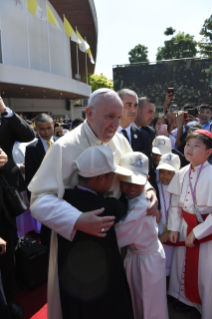 21-Apostolic Journey to Thailand: Meeting with Priests, Religious, Seminarians and Catechists