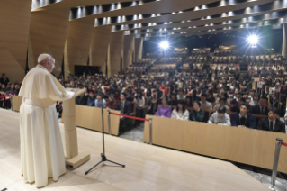 7-Voyage apostolique au Japon : Visite à la Sophia University