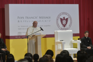 6-Viaje apostólico a Japón: Visita a la Universidad Sofía de Tokio