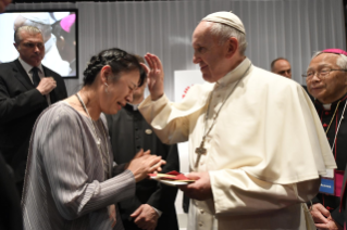 5-Viagem Apost&#xf3;lica ao Jap&#xe3;o: Encontro com as v&#xed;timas do tríplice desastre de 2011 