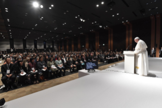 4-Viagem Apost&#xf3;lica ao Jap&#xe3;o: Encontro com as v&#xed;timas do tríplice desastre de 2011 