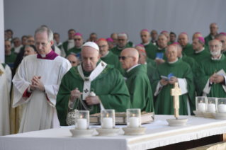 7-Besuch in Bari: Heilige Messe