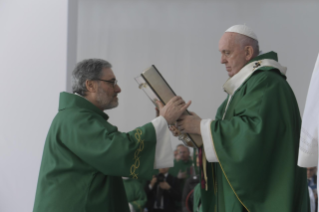 9-Besuch in Bari: Heilige Messe