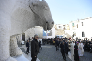 21-Visita a Bari: Incontro con i Vescovi del Mediterraneo