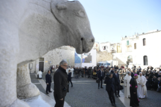 21-Besuch in Bari: Begegnung mit den Bischöfen des Mittelmeerraumes 