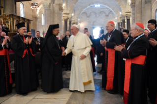 1-Besuch in Bari: Begegnung mit den Bischöfen des Mittelmeerraumes 