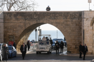 0-Visite à Bari : Rencontre avec les évêques de la Méditerranée