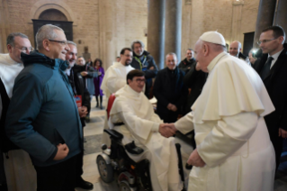 9-Visita a Bari: Incontro con i Vescovi del Mediterraneo