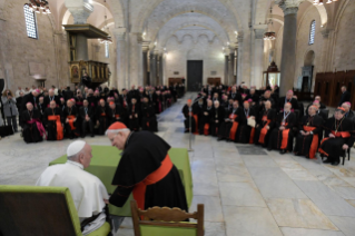 12-Visita a Bari: Incontro con i Vescovi del Mediterraneo