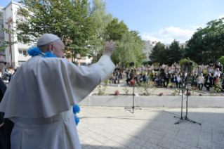 11-Viaje apostóico a Eslovaquia: Visita al “Centro Belén” de Bratislava