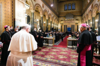 4-Apostolische Reise nach Zypern und Griechenland: Begegnung mit Bischöfen, Priestern, Ordensleuten, Seminaristen und Katechisten