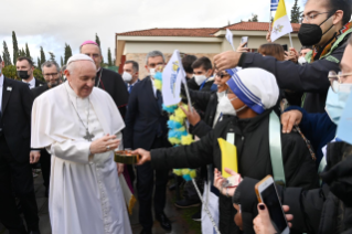 3-Viaggio Apostolico del Santo Padre a Cipro e in Grecia: Incontro con i Giovani  