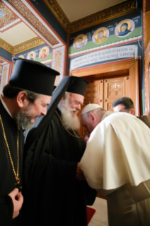 1-Voyage apostolique à Chypre et en Grèce : Rencontre entre Sa Béatitude Ieronymos II et Sa Saintité François, avec leurs délégations respectives 