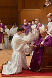 7-Viagem Apostólica a Chipre e à Grécia: Santa Missa