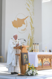 15-Viaggio Apostolico a Cipro e in Grecia: Santa Messa