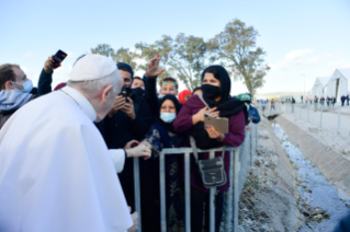 5-Viaje apostólico a Chipre y Grecia: Visita a los refugiados