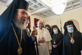 1-Viaje apostólico a Chipre y Grecia: Encuentro con el Santo Sínodo
