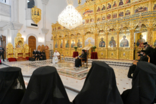8-Voyage apostolique à Chypre et en Grèce : Rencontre avec le Saint-Synode en la Cathédrale orthodoxe de Nicosie 