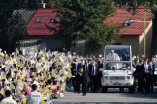 4-Apostolic Journey to Slovakia: Byzantine Divine Liturgy of Saint John Chrysostom presided by the Holy Father