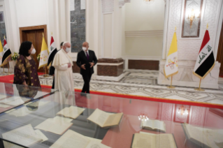 0-Viaggio Apostolico in Iraq: Incontro con le Autorit&#xe0;, la Societ&#xe0; civile e il Corpo Diplomatico  