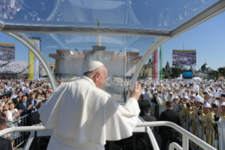 4-Apostolic Journey to Budapest: Holy Mass