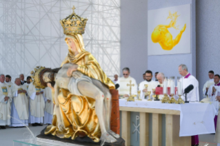 18-Apostolic Journey to Slovakia: Holy Mass 