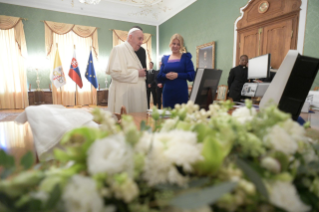 8-Apostolische in die Slowakei: Begegnung mit den Vertretern der Regierung, der Zivilgesellschaft und dem Diplomatischen Korps  