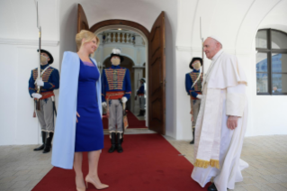 14-Apostolische in die Slowakei: Begegnung mit den Vertretern der Regierung, der Zivilgesellschaft und dem Diplomatischen Korps  