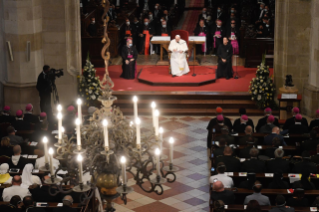 15-Apostolic Journey to Slovakia: Meeting with Bishops, Priests, Religious, Consecrated Persons, Seminarians, Catechists