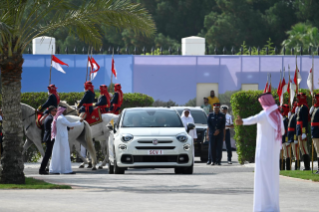 3-Viaje apostólico a Baréin: Clausura del Foro de Baréin para el Diálogo: Oriente y Occidente por la Convivencia Humana