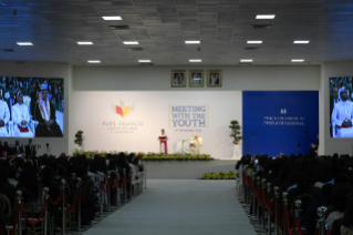 8-Viaggio Apostolico nel Regno del Bahrein: Incontro con i Giovani  