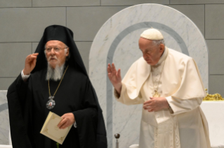 11-Viaggio Apostolico nel Regno del Bahrein: Incontro ecumenico e preghiera per la pace  